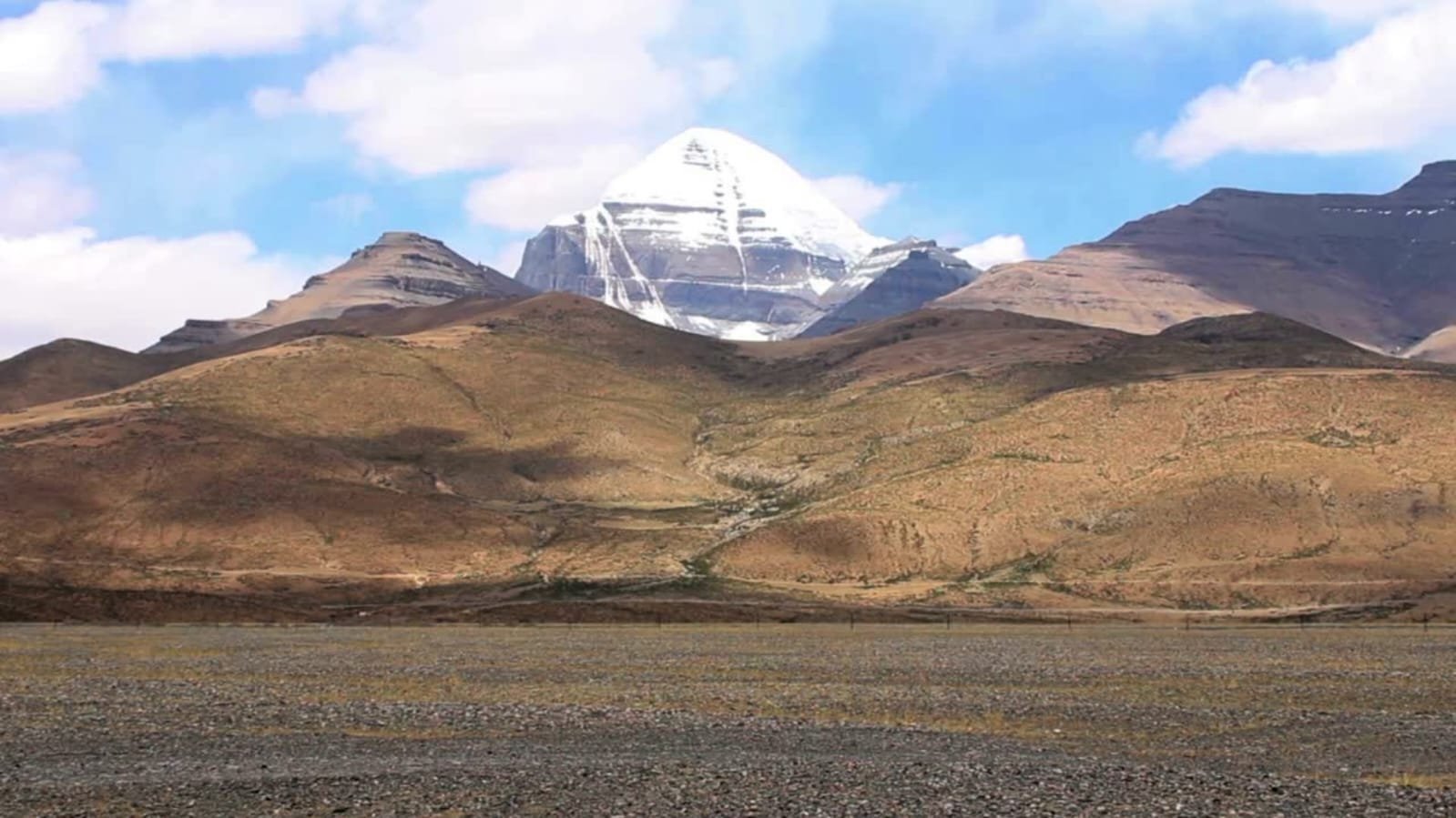 Visit the devine spiritual land of kailash,One of the most significant pilgrimage with great cultural and spiritual significance.This is the holy devine place where lord Shiva resides with Maa Parvati and other shiva ganas.
